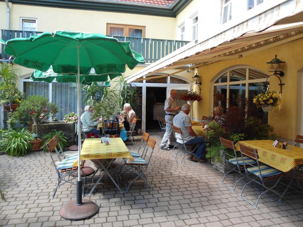 Gasthof Und Landhotel Zur Ausspanne Klipphausen Eksteriør bilde