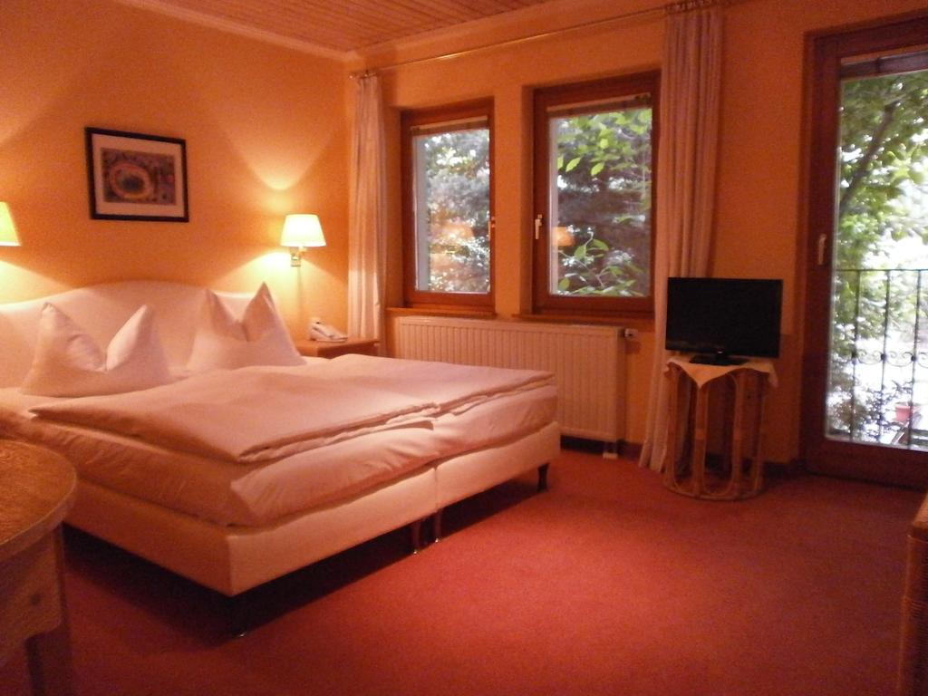 Gasthof Und Landhotel Zur Ausspanne Klipphausen Rom bilde