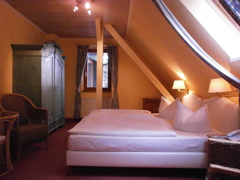 Gasthof Und Landhotel Zur Ausspanne Klipphausen Rom bilde
