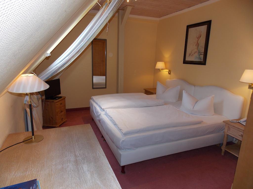 Gasthof Und Landhotel Zur Ausspanne Klipphausen Rom bilde